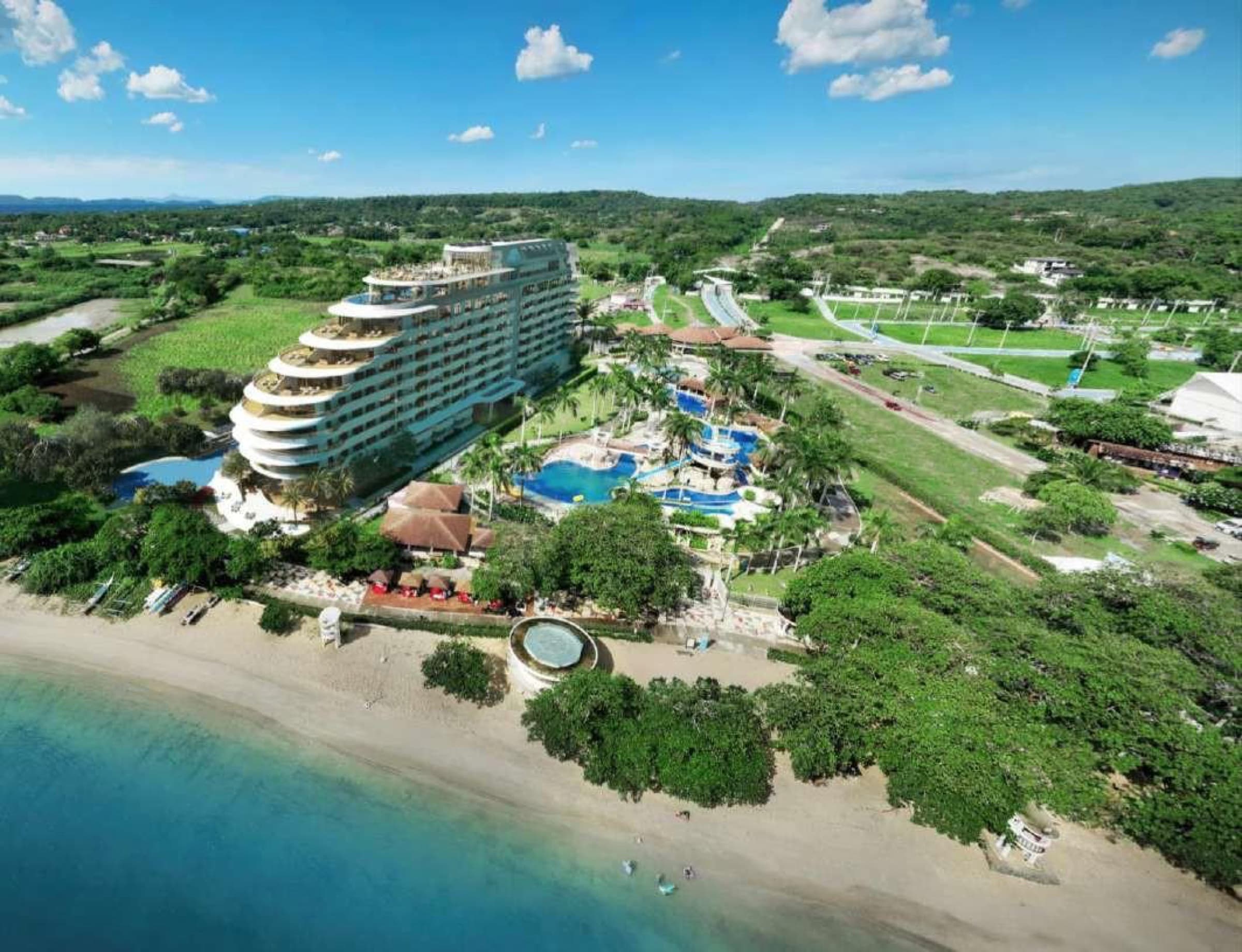 The Nautilus tower from above with the beach and estate, artist's perspective