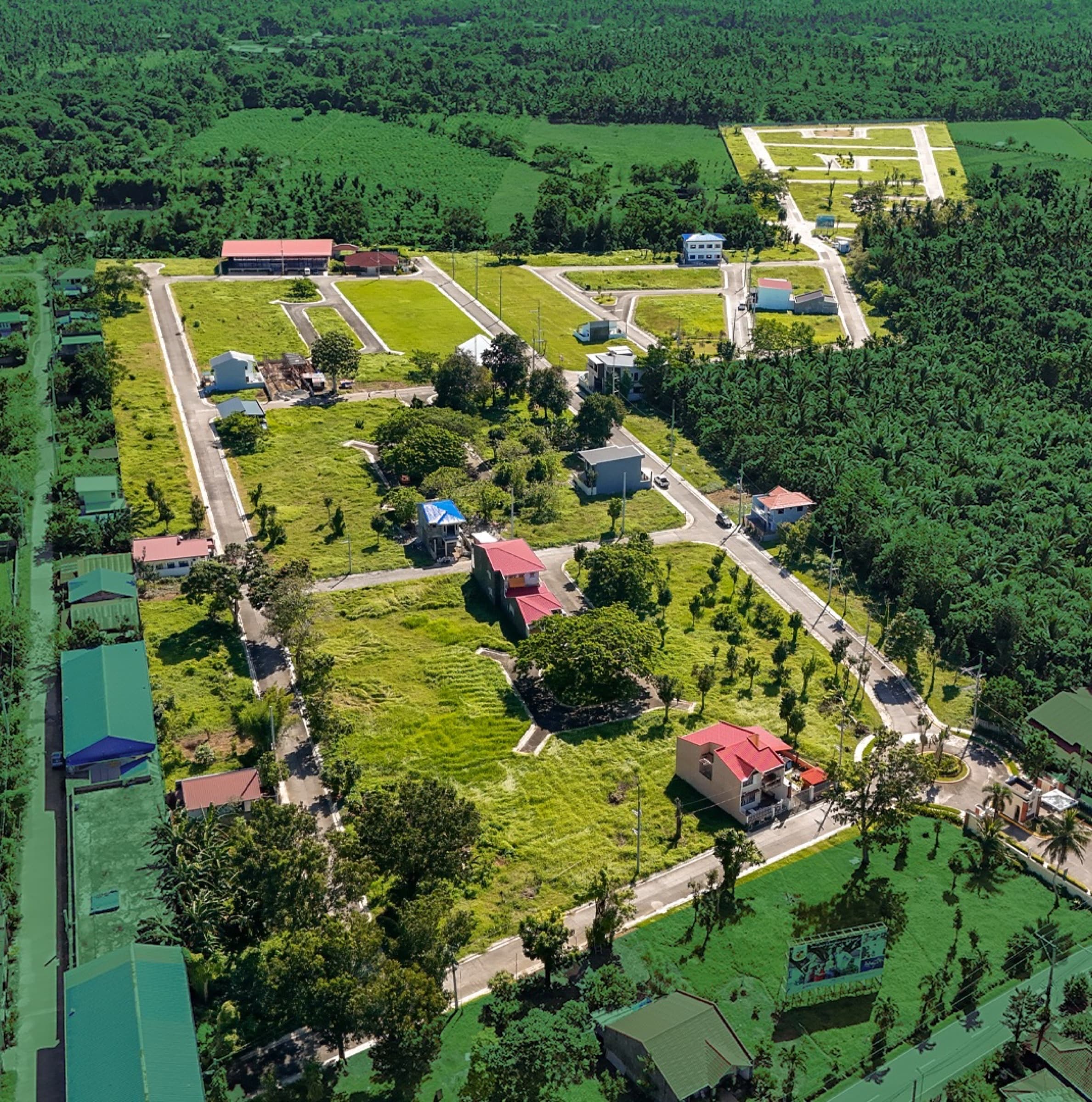 Aerial view of finished streets in Town & Country San Pablo with the first homes built