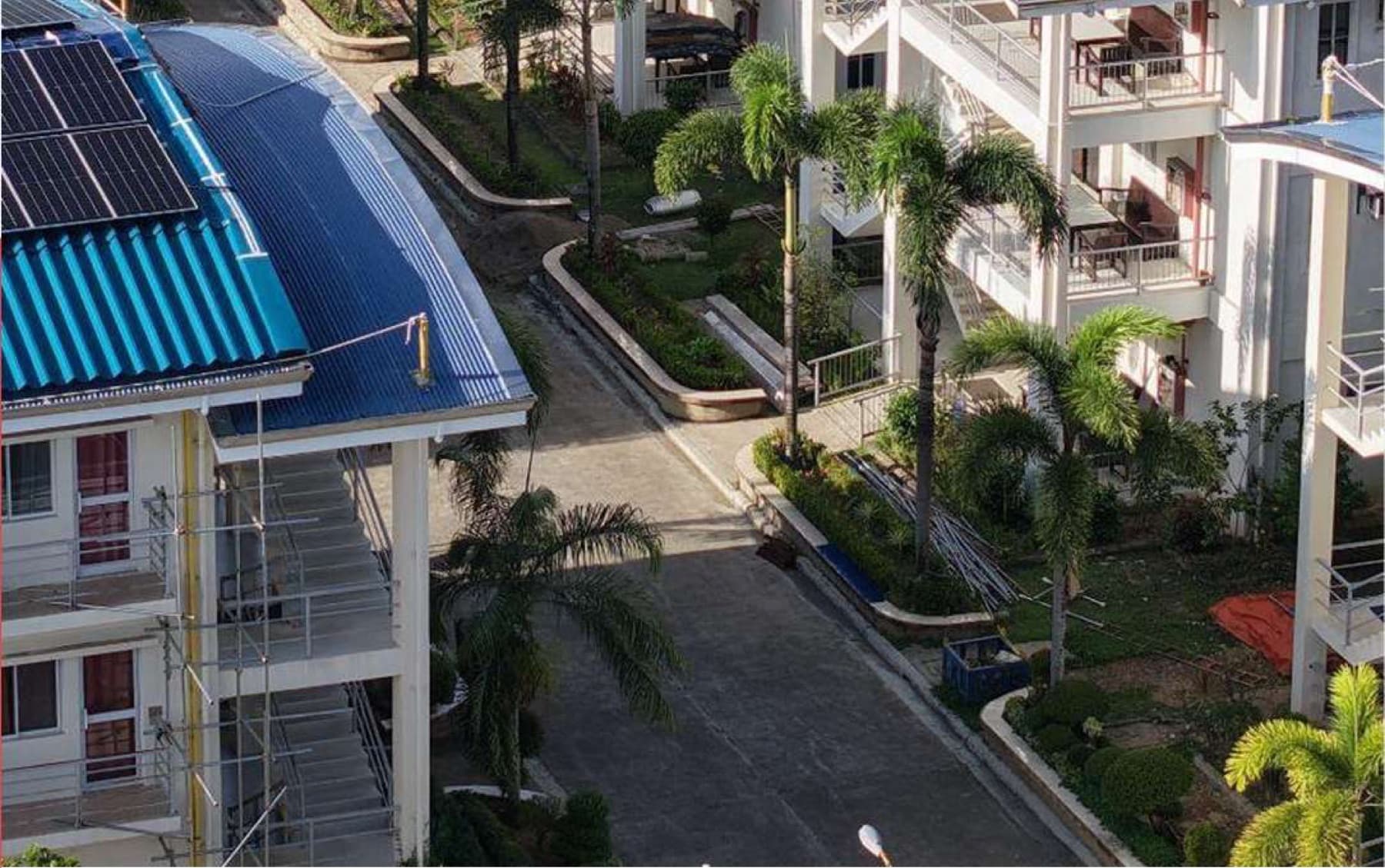 West Cebu Estate residential buildings (photo)